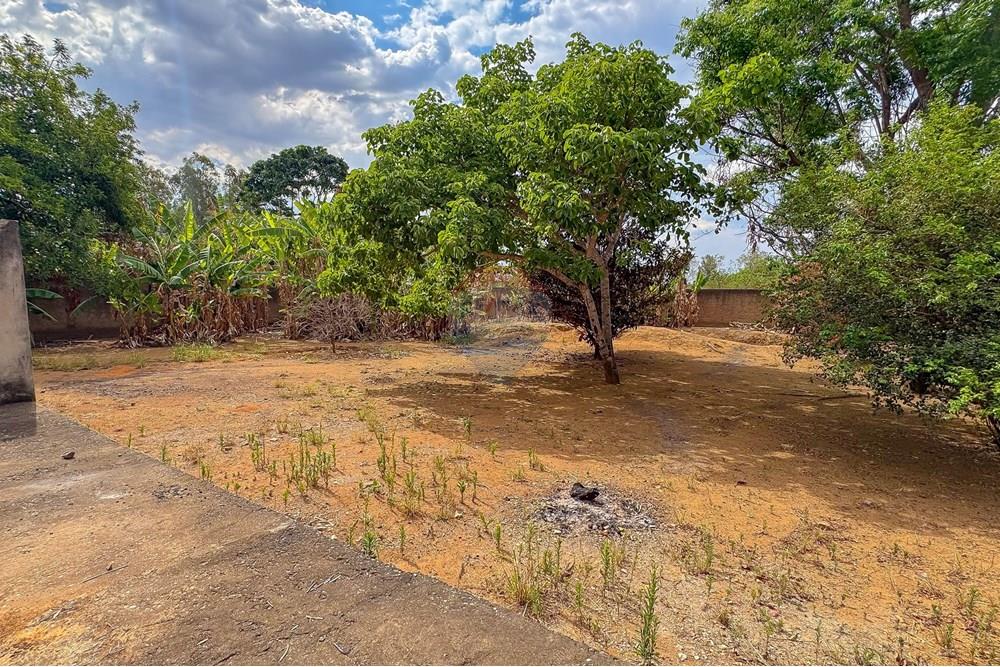 Casa - Venda - Ceilandia , Distrito Federal - IMG_9108.jpg - Jardim Externo - 880231186-13