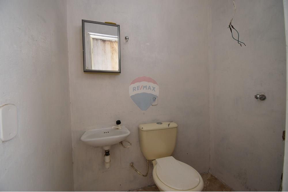 Ponto Comercial - Venda - Nucleo Bandeirante , Distrito Federal - DSC_3741.JPG - Banheiro - 880261146-4