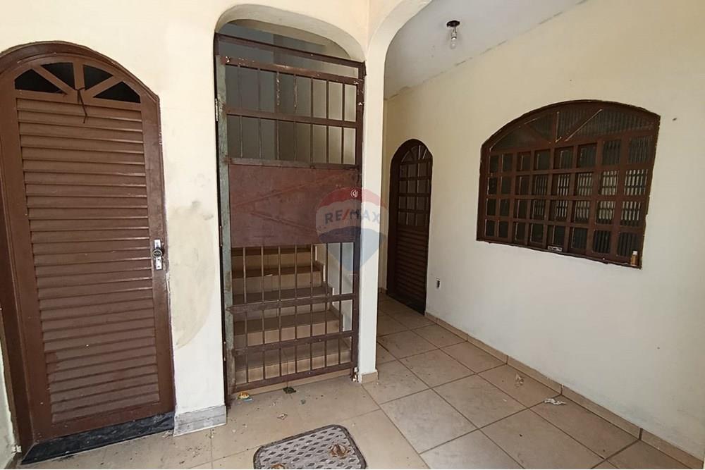 Sobrado - Venda - Ceilandia , Distrito Federal - Hall do terreo.jpg - 880341022-111