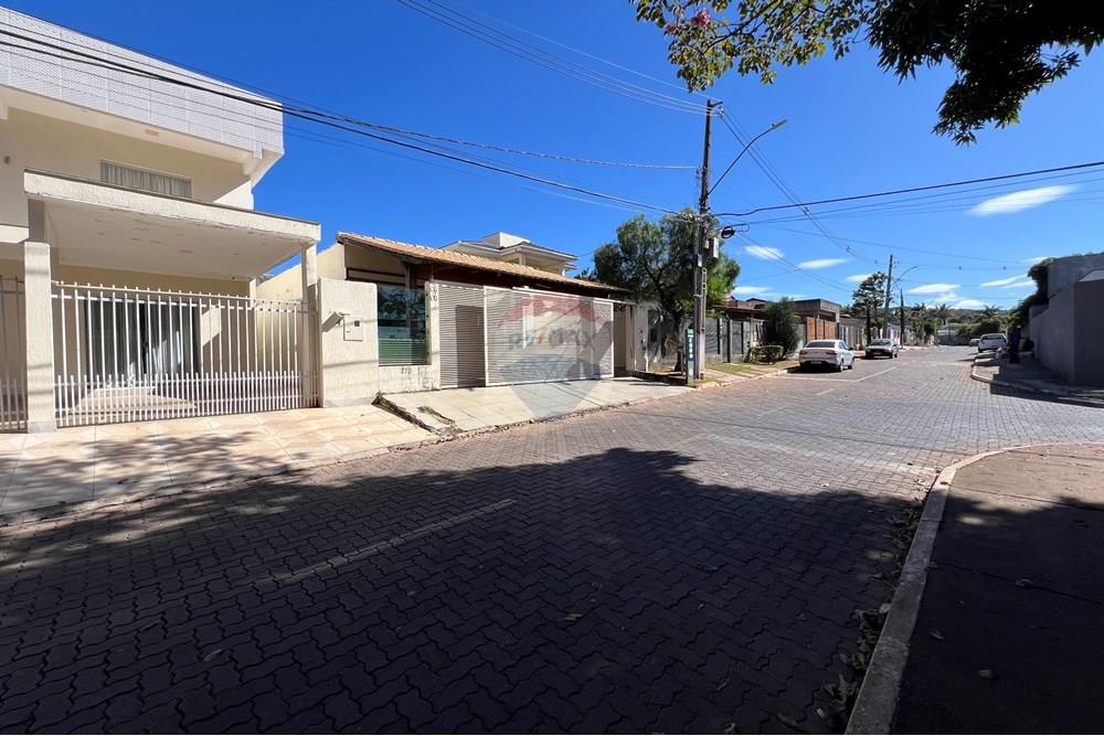 Casa - Venda - Sobradinho , Distrito Federal - IMG_6607.JPG - Fachada - 880351010-77