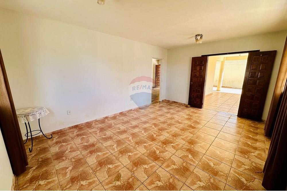 Casa - Venda - Águas Claras , Distrito Federal - WhatsApp Image 2025-05-19 at 22.53.43 (2).jpeg - 880341045-65