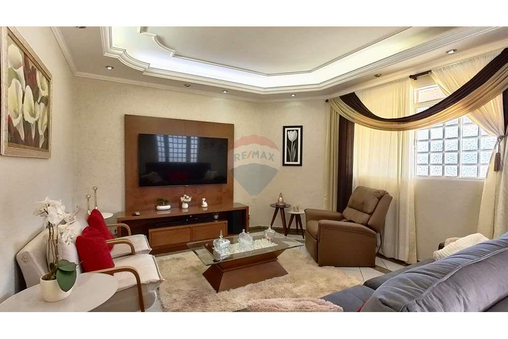 Casa de Condomínio - Venda - Vicente Pires , Distrito Federal - IMG_20240708_150158_00_merged(1).jpg - 880341171-51