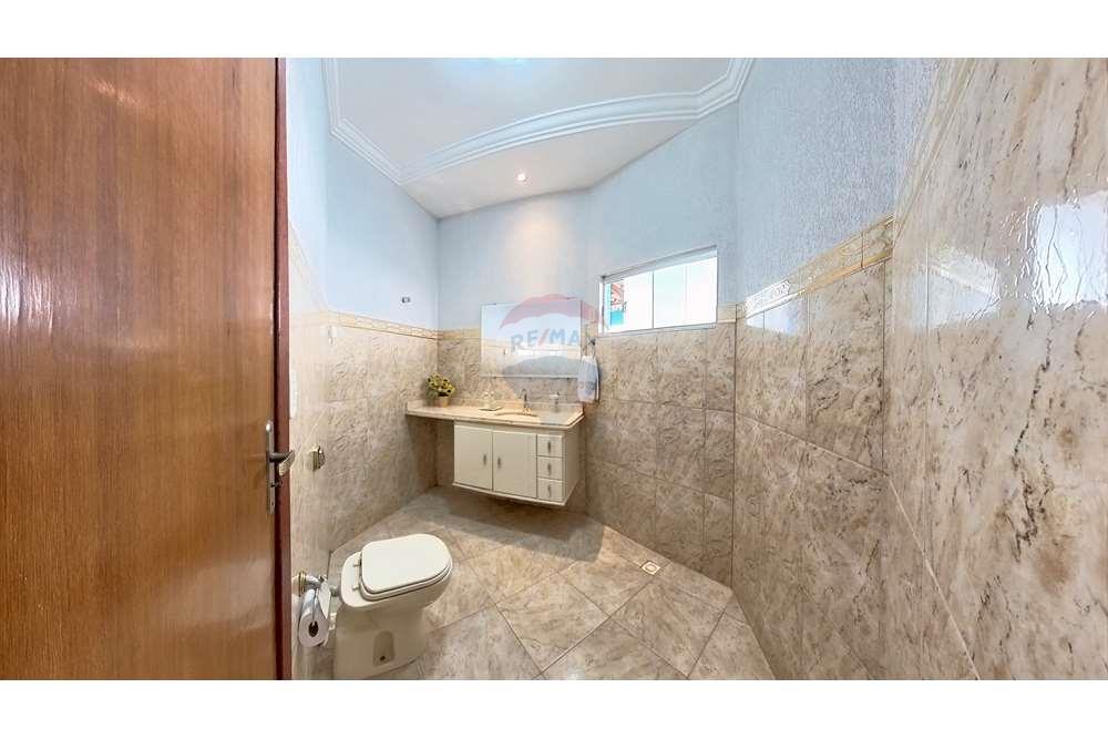 Casa de Condomínio - Venda - Vicente Pires , Distrito Federal - IMG_20240708_150843_00_merged.jpg - 880341171-51