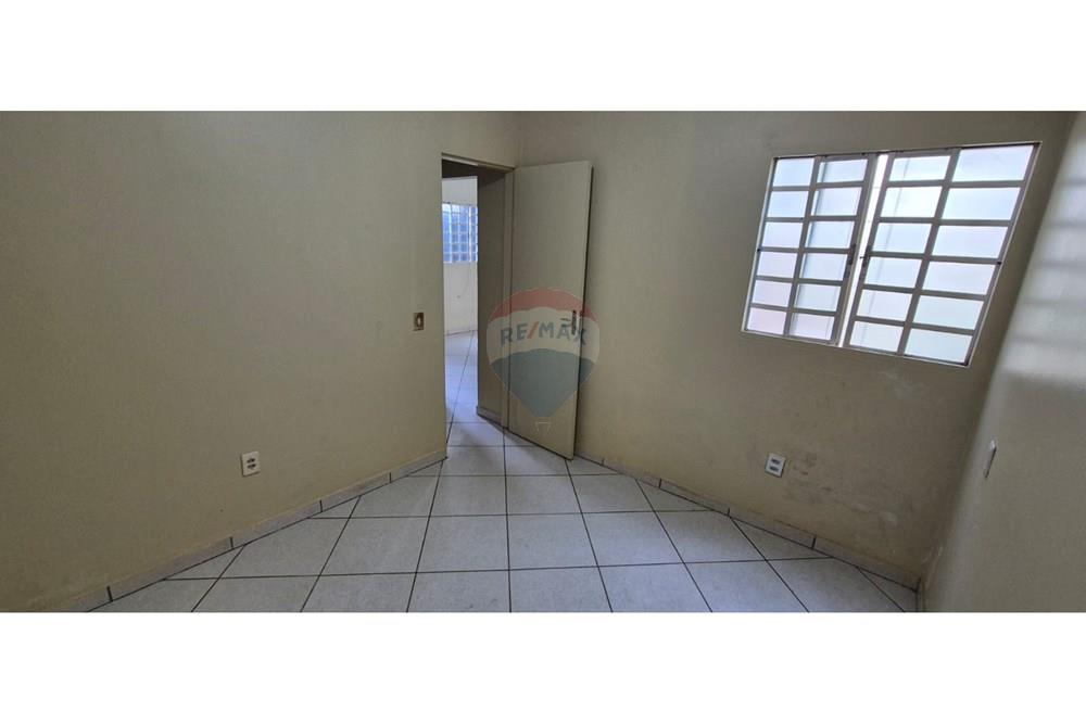 Casa - Alugar - Vila Estrutural , Distrito Federal - WhatsApp Image 2026-03-27 at 10.45.15 (3).jpeg - 880201020-359