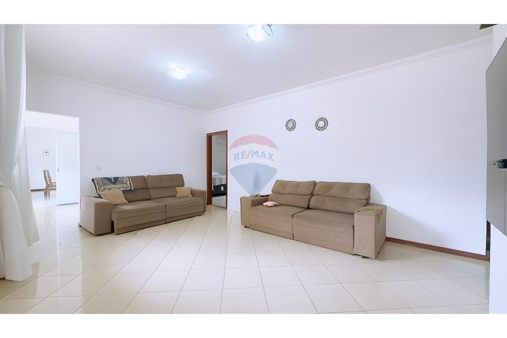 Casa - Venda - Taguatinga , Distrito Federal - Gemini_Generated_Image_yhjchyhjchyhjchy_upscayl_4x_upscayl-standard-4x.jpg - 880341172-39