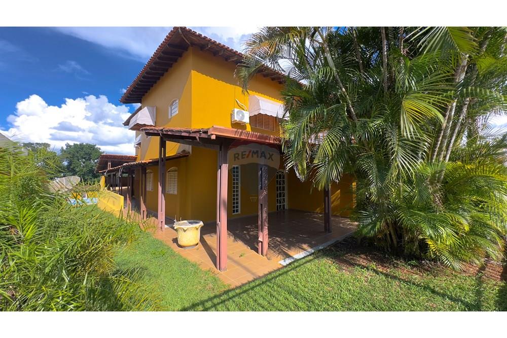 Casa - Venda - Brasília , Distrito Federal - FOTO LATERAL ESQUERDA FRENTE DA CASA.jpg - 880341024-128