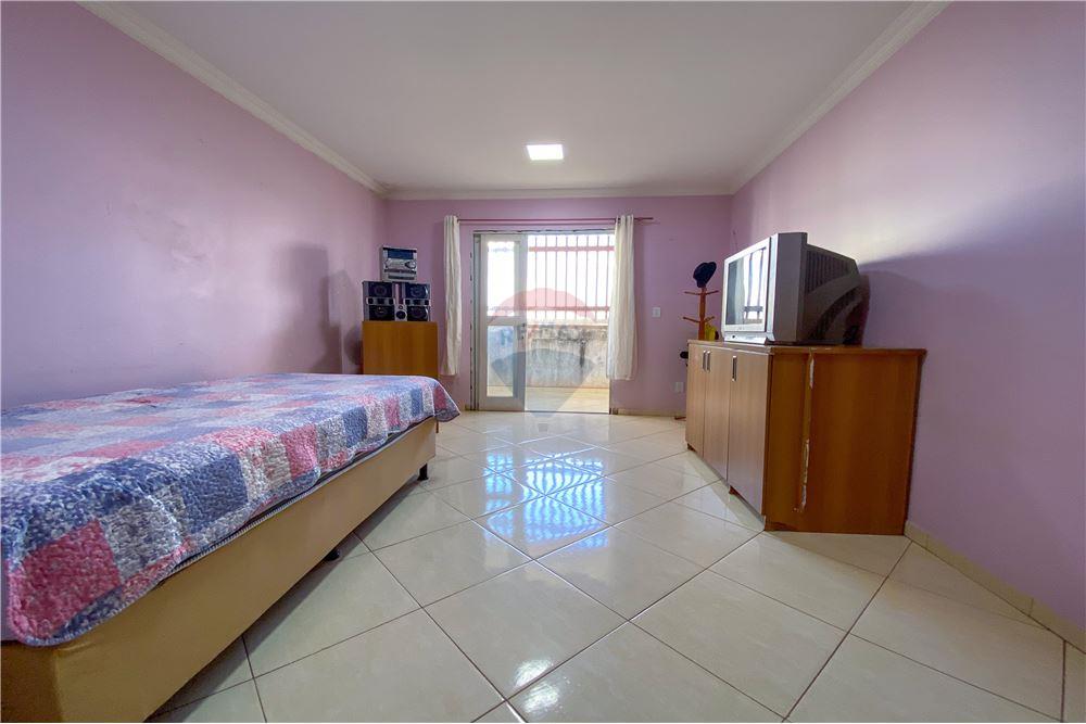 Casa - Venda - Paranoa , Distrito Federal - 32 - 880111037-107