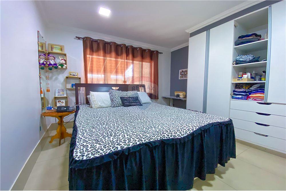 Casa - Venda - Paranoa , Distrito Federal - 1º Quarto - 880111037-107