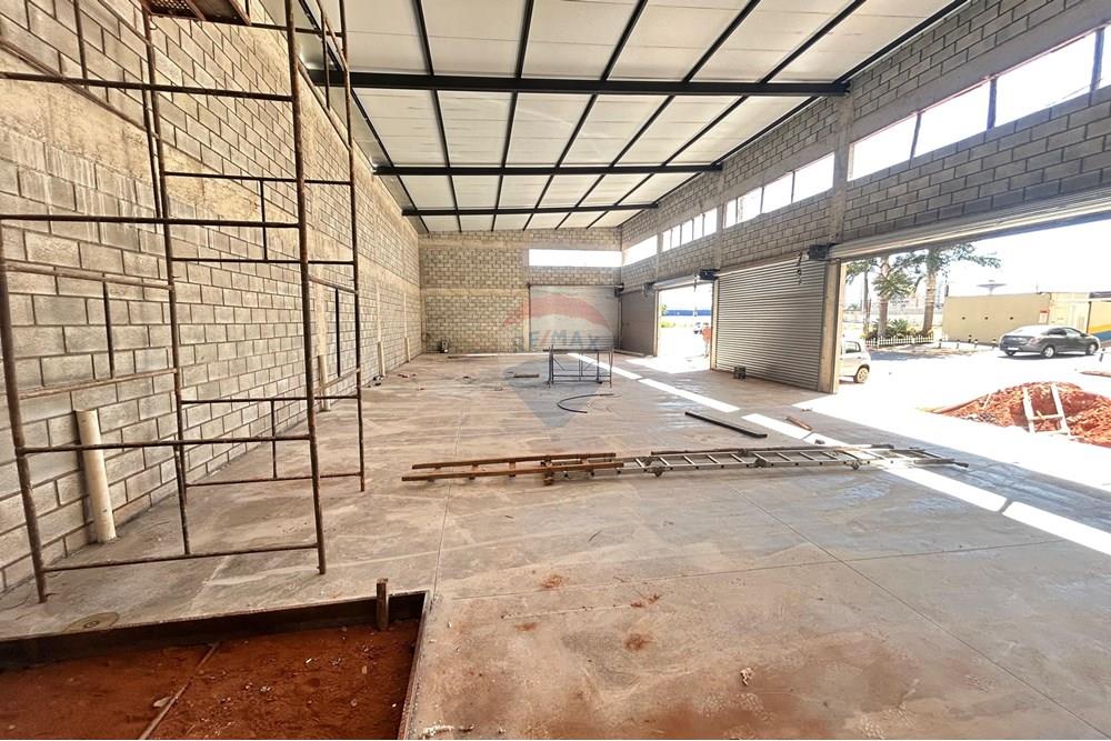 Ponto Comercial - Alugar - Samambaia , Distrito Federal - WhatsApp Image 2025-08-22 at 16.11.10 (2).jpeg - 880321097-40