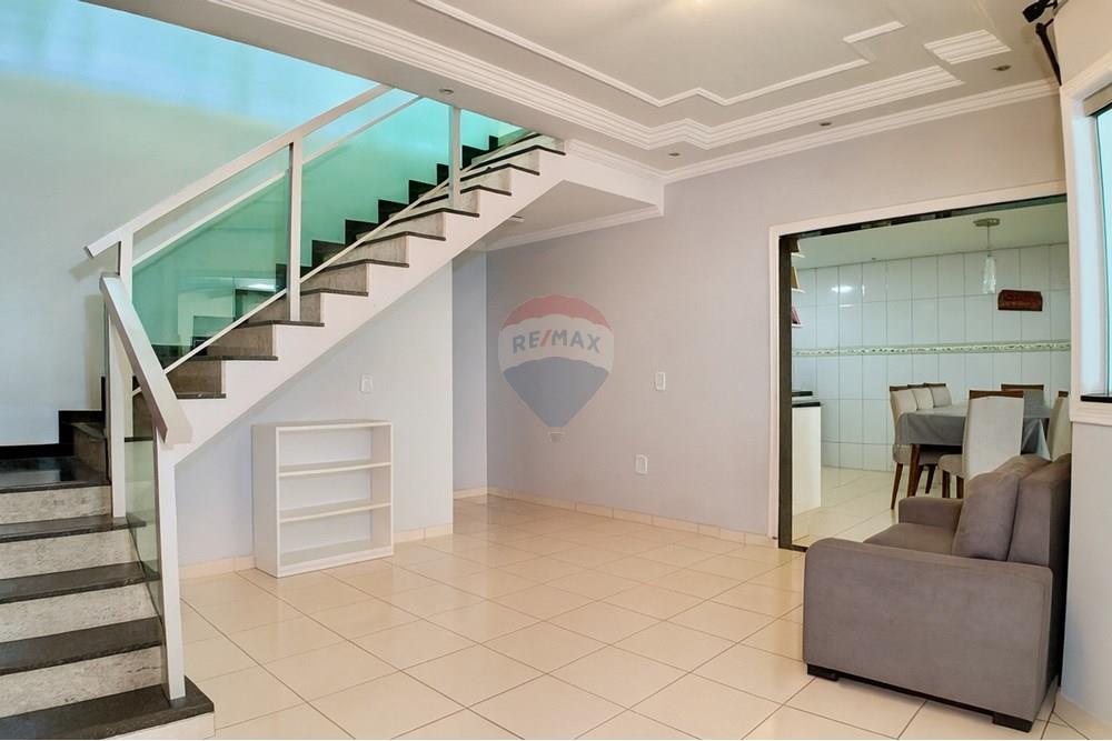 Sobrado - Venda - Taguatinga , Distrito Federal - 58C7810F-4018-4FC8-88CF-1CFA5A0F06D1.jpg - 880231061-46