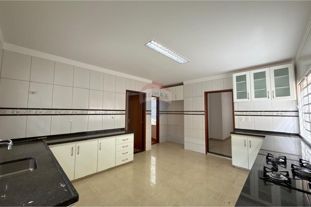 Casa - Alugar - Taguatinga , Distrito Federal - WhatsApp Image 2026-02-03 at 11.47.32 (4).jpeg - 880331008-184