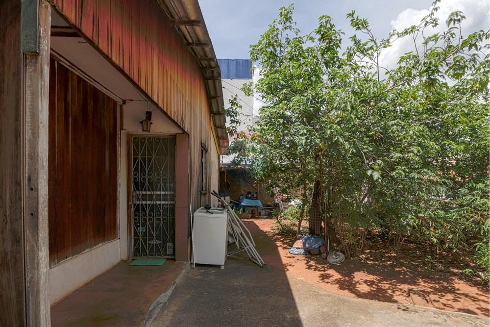 Casa - Venda - Brasília , Distrito Federal - Lote - 004.jpg - 880251012-55