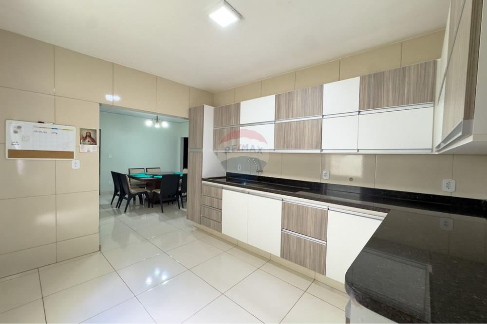 Casa - Venda - Taguatinga , Distrito Federal - cozinha e sala de jantar.jpg - 880341022-116