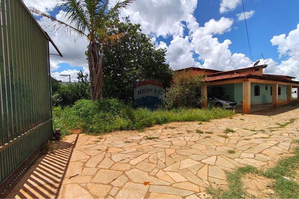 Casa de Condomínio - Venda - Vicente Pires , Distrito Federal - 3. WhatsApp Image 2026-03-29 at 15.45.15 (1) entrada2.jpeg - 880221055-42