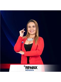 Monica Quintana - RE/MAX Advance