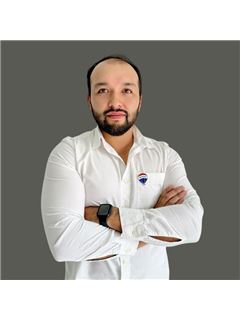 Juan  Bravo - RE/MAX Prime