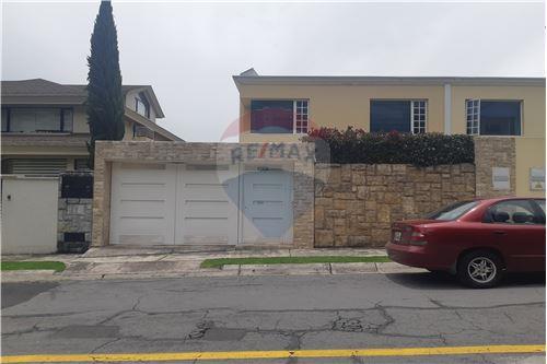 Quito, Pichincha Real Estate u0026 House For Sale  RE/MAX Ecuador