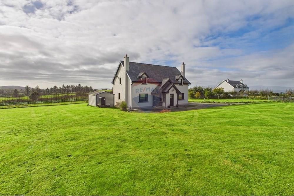 房子 - 待售 - Piltown, Kilkenny - Front view.jpg - 770821001-1549