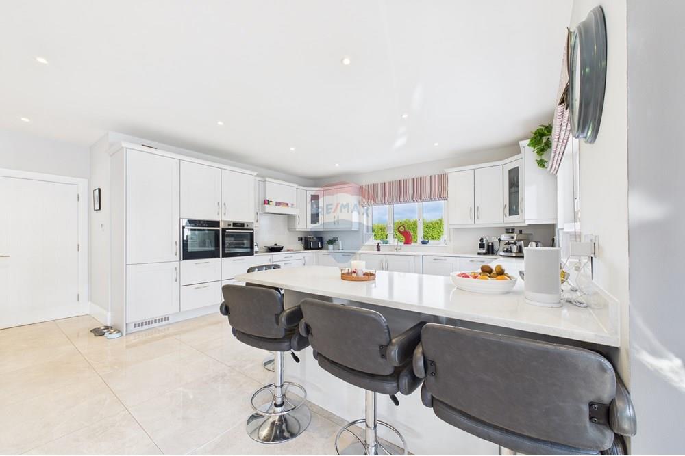 House - For Sale - Kilmacow, Kilkenny - 23. Kitchen.jpg - 770821001-1546