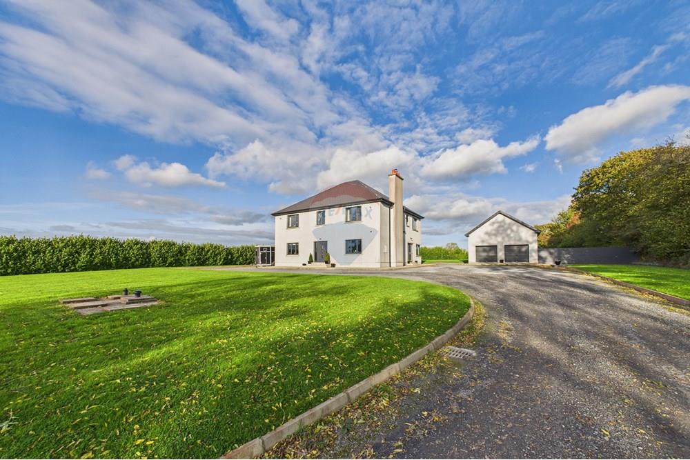 House - For Sale - Kilmacow, Kilkenny - 2. Front.jpg - 770821001-1546