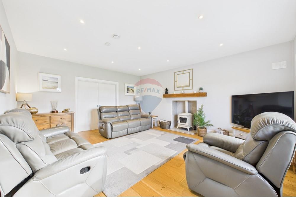 House - For Sale - Kilmacow, Kilkenny - 29. living.jpg - 770821001-1546