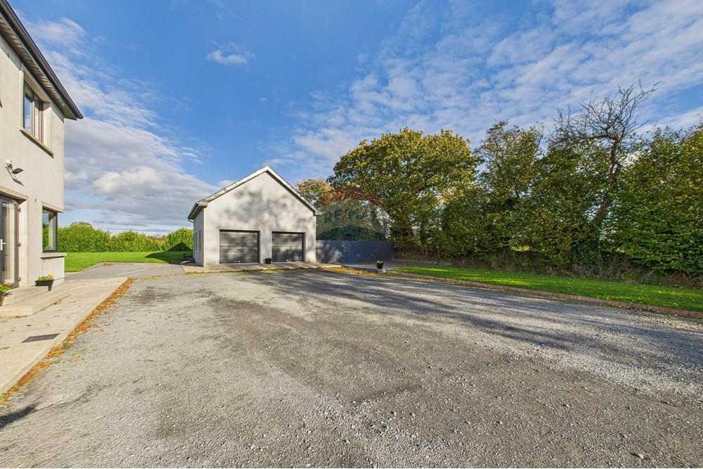 House - For Sale - Kilmacow, Kilkenny - 15. Garage.jpg - 770821001-1546
