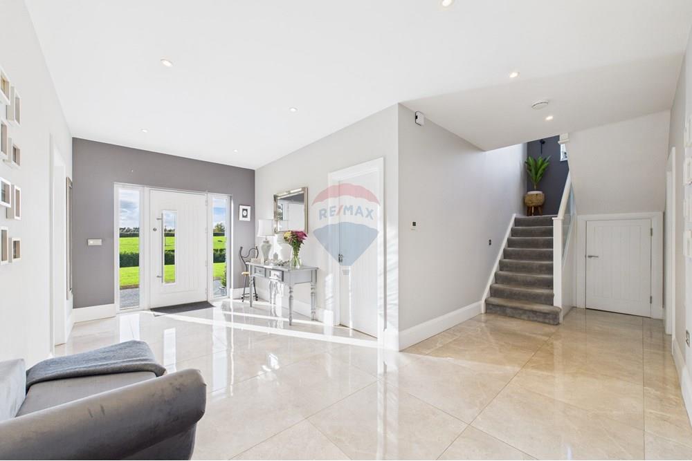 House - For Sale - Kilmacow, Kilkenny - 16a. Entrance.jpg - 770821001-1546