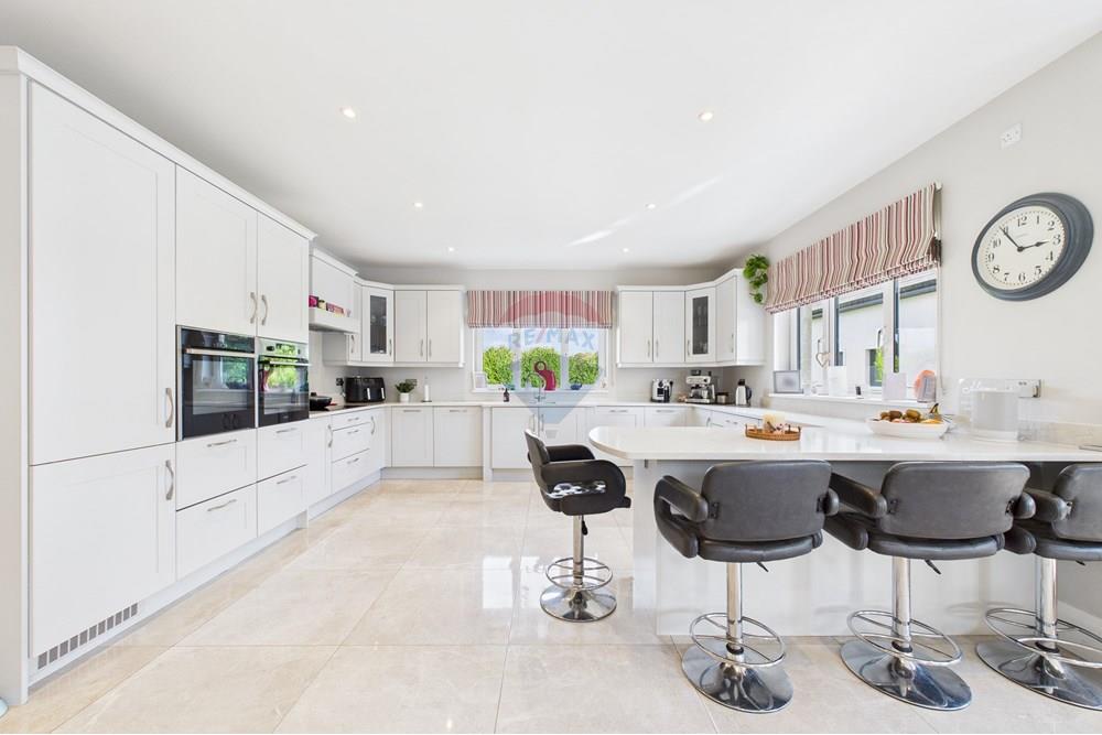 House - For Sale - Kilmacow, Kilkenny - 24. Kitchen.jpg - 770821001-1546