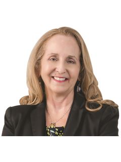 Edna Ebanks - RE/MAX CAYMAN ISLANDS