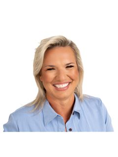 Associate - Tamara Madden - RE/MAX CAYMAN ISLANDS