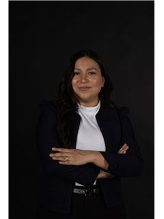 Associate - Karla Menjivar - RE/MAX TERRA 503