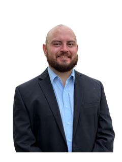 Associate - Javier Bercian - RE/MAX CAPITAL