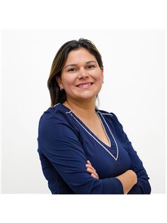 Associate - Lilliana Alfaro - RE/MAX SUNRISE