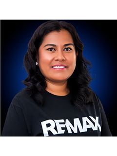 Veronica Cal - RE/MAX PROPERTY CENTER