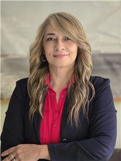 Associate - Margarita Lievano - RE/MAX TERRA 503