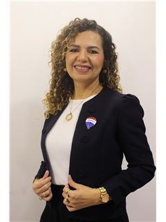 Associate - Renata Escrich - RE/MAX TERRA 503