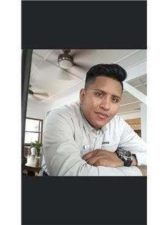 Aurelio Batun - RE/MAX 100