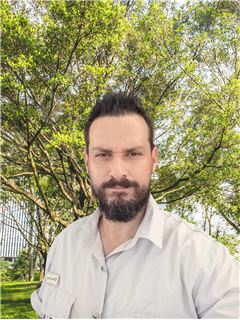 Asociado de Venta/Agente - Michael Marin - RE/MAX JUNGLE PROPERTIES