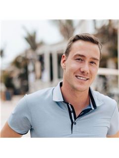 Makelaar - William Mitchell - RE/MAX 100