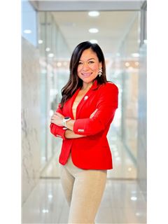 Associate - Lili Miranda - RE/MAX TERRA 503