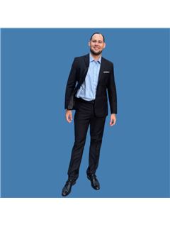 Associate - Jose Castillo - RE/MAX FORTALEZA