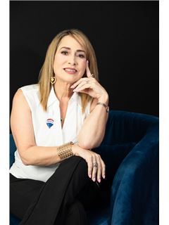 Marylyn Salva - RE/MAX ZONE