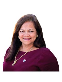 Associate - Ledy Gonzalez - RE/MAX EXPANSION