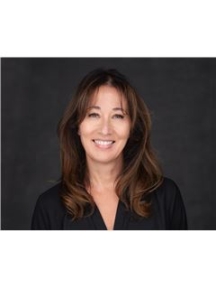 Associate - Lisen Mcgladdery  - RE/MAX CAYMAN ISLANDS