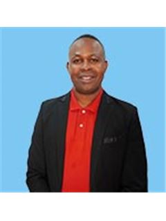 Associate - St. Aubyn Clarke - RE/MAX ELITE Montego Bay