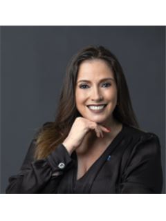 Agent - Suzanne Hannaux - RE/MAX CENTRAL