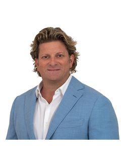 Bradley Huffstetler - RE/MAX CAYMAN ISLANDS