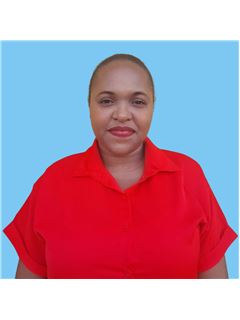 Makelaar - Toni-Ann Davis - RE/MAX ELITE REALTY 3