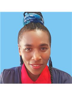 Makelaar - Odette Lewis - RE/MAX ELITE REALTY 3