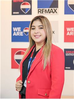 Associate - Georgina Jurado - RE/MAX TERRA 503